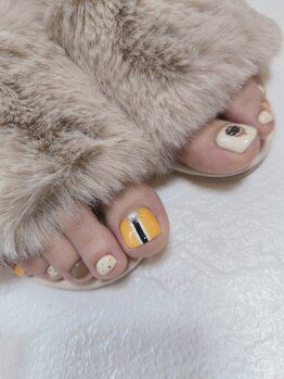 ラウ(Lau)/チップ&デールネイル