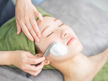 アメジスト(amethyst)/シェービング 日常お顔そり