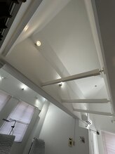 ロコラッシュ 下北沢店/吹き抜けで広々空間♪