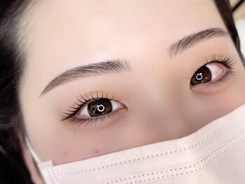 アンネ 表参道(ANNE)/レインボーロッド×ゆるアーチ眉