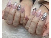 リブヴァラ(Lib Valla)/埋め尽くし/ビジューネイル