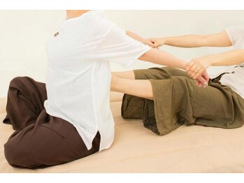 グリーンムーン(Green Moon)/背筋を伸ばす