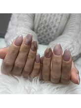 トータルサロン 白べぇーっ プラス/クーポンネイル