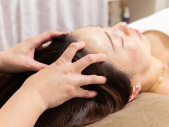 マナアネラ(Mana'anela)/ヘッドマッサージ