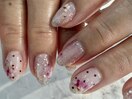 ドット×押し花ネイル