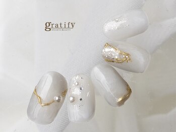 グラティフィー 梅田店(gratify)/奥行きニュアンスネイル
