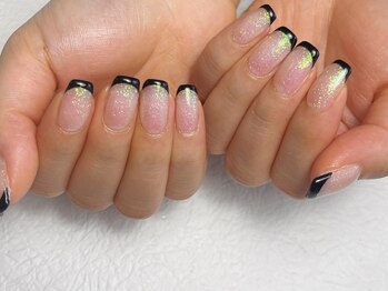 ゆちたの部屋/オーロララメと黒フレンチ