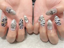 テラス(TERRACE)/ゴージャスアニマル柄デザイン