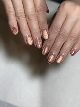 アイラッシュサロン エン(en.)/オレンジ系マグネットネイル