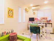 からふるの雰囲気(森をイメージした空間で推しグッズもいっぱい☆Netflix見放題♪)