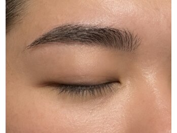 グラシア 川口本町店(GRACIA)の写真/眉毛・アイブロウ★似合せ眉デザイニングワックスですっきり清涼感ある目元に!学割クーポンも有り◎