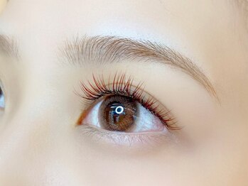 エルレ(ELRe)の写真/初めてはブラウンが◎肌なじみがいいのでナチュラルに見せたい方にもオススメ♪目尻にポイントカラーも☆