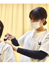 ひろがる接骨院/電気の施術で痛みを早期解消！