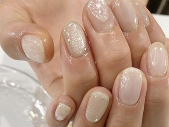 アイネイルズ 渋谷店(I nails)/【tomoka.a】ホワイト♪