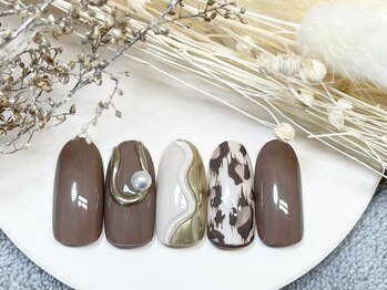 ネイルルームシャイン/