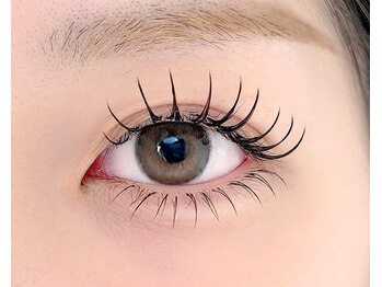 リアナ 船橋店(Riana)の写真/【話題のマツエク×マツパ★&Healthy導入】種類豊富なエクステと技術力で優しい目元に♪高持続LEDも選べる!