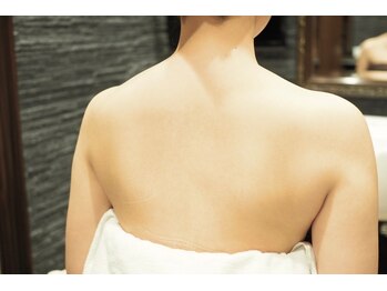 バーバーショップ 秋葉原店(BARBER SHOP)/背中シェービング Before After