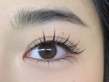 アラーナサロン 新宿店(Arana salon)の写真/大人気の【ワンホン120束】で憧れていた最高の目元に☆ご希望に合わせボリューム調整OK♪当日予約大歓迎◎