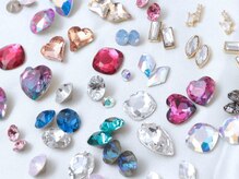 ネイルパーツ豊富に取り扱っております☆