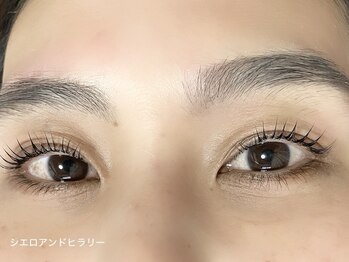 シエロアンドヒラリー/