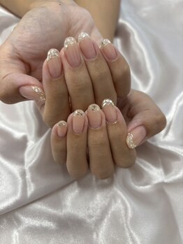 キャンアイドレッシー 我孫子天王台店の写真/季節にぴったりなトレンド感のある上品なネイルデザインで、指先から華やかさをプラス！