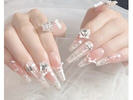 チークネイル　リボンネイル