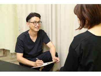 取手駅前整骨院の写真/国家資格保有者による施術で不調を根本から改善!一人一人の身体の状態を見極め丁寧に施術します☆