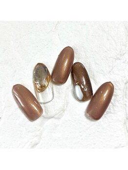 ミュナ(myuna)/ブラウンネイル