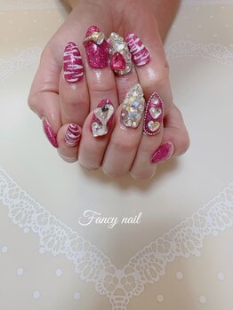 ネイルサロンファンシー(Fancy)/ピンクネイル