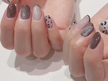 丁寧なケアとパラジェル使用で爪に優しい施術♪