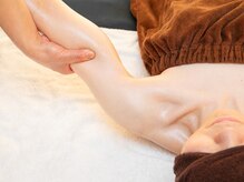 ルーナ(Luna)/肩周り