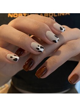 ファミーユ 太田(Fameu)/asymmetry nail.