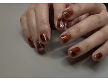 ジョワ(joie)の雰囲気(大人simple nuanceで目を惹く指先に。 )