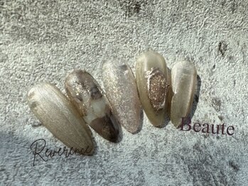レヴェランス ボーテ(Reverence Beaute)の写真/ネイルだけでなく、宝塚時代に得意だったメイクや食事管理、体型維持など女性のお悩みをサポート◇