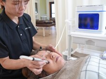 エミタス整骨院/３種類の美容液で毛穴洗浄→保湿