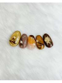 ショコラオランジェットネイル