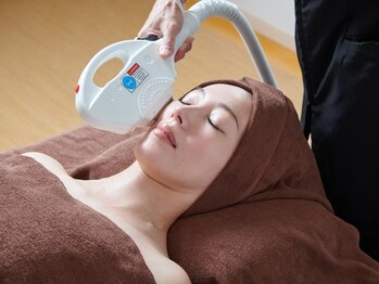 サロン ケー(Salon K)の写真/【美しい素肌へ◇】最新機器を使ったクライオポレーションで美容液の浸透を促し、お悩み改善＆美肌へ！