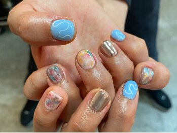 カーティシーネイルズ(curtisii NAILS)/