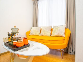 アン(AN)/落ち着いた待合スペース