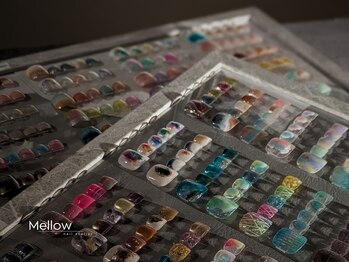 メロウ(Mellow)の写真/奥行きや質感、配色にこだわった洗練されたニュアンスアートで、ハンドネイルもフットネイルも彩ります◎
