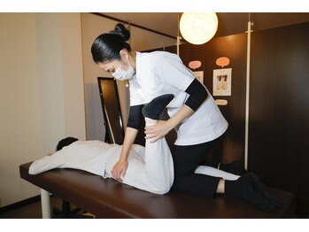 美容整体専門院 新美選/骨盤・スタイルアップ整体