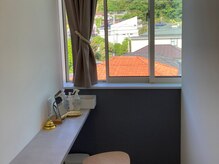 サンムーン(sunmoon)の雰囲気（日焼け止め、アイブロウなどもご用意しております。）