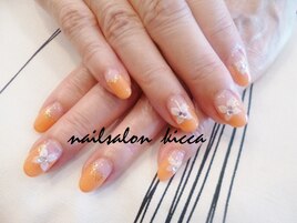 オレンジ　ぷくぷくフラワー