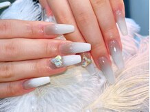 グロー ネイル(Glow Nail)/