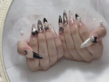 ネイルアートが映える♪ロングネイルはレディスペネイルノマエにお任せください☆