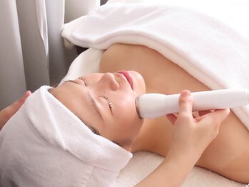 アネーロ(Anhelo)の写真/札幌駅徒歩3分★「疲れ顔、たるみ顔に」深部まで浸透エクソソーム導入で細胞から生まれ変わる美肌ケアを!!