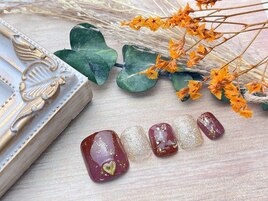 ガーリーレッドネイル