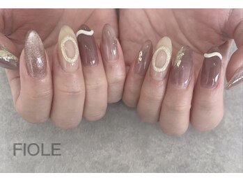 フィオル(FIOLE)/ニュアンスネイル☆