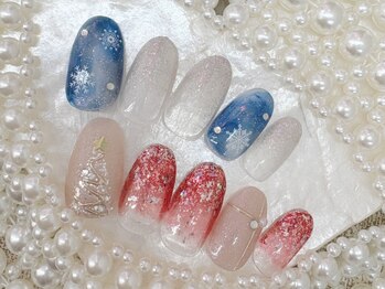 ネイルサロン アンド スクール アールジェイビー(Nailsalon&School Rjb)の写真/【パラジェル認定サロン】フットと同時施術も大人気！半個室で自爪を削らず健康的に育てる丁寧ケア＆施術！