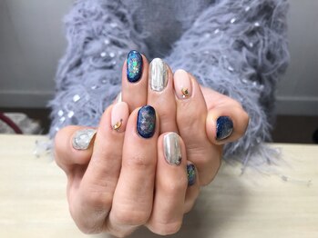 ヒトミネイルズ(Hitomi Nails)/